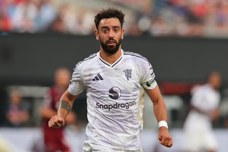 Ruben Amorim, Manchester United, MU vs West Ham, giao hữu hè, Bruno Fernandes
