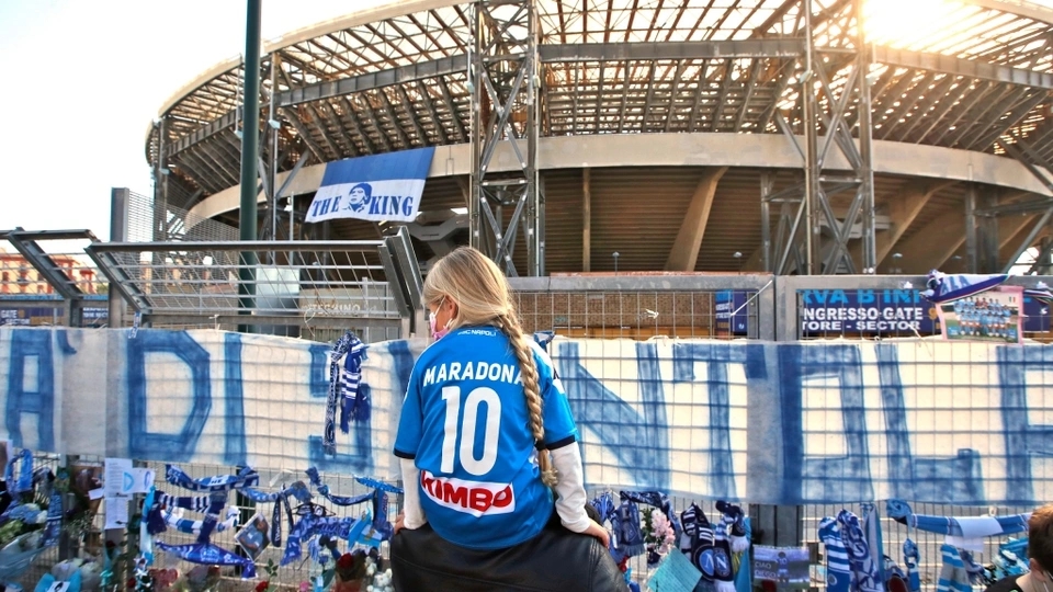 Napoli, sân Maradona, xây sân mới, Euro 2032, bóng đá Italy