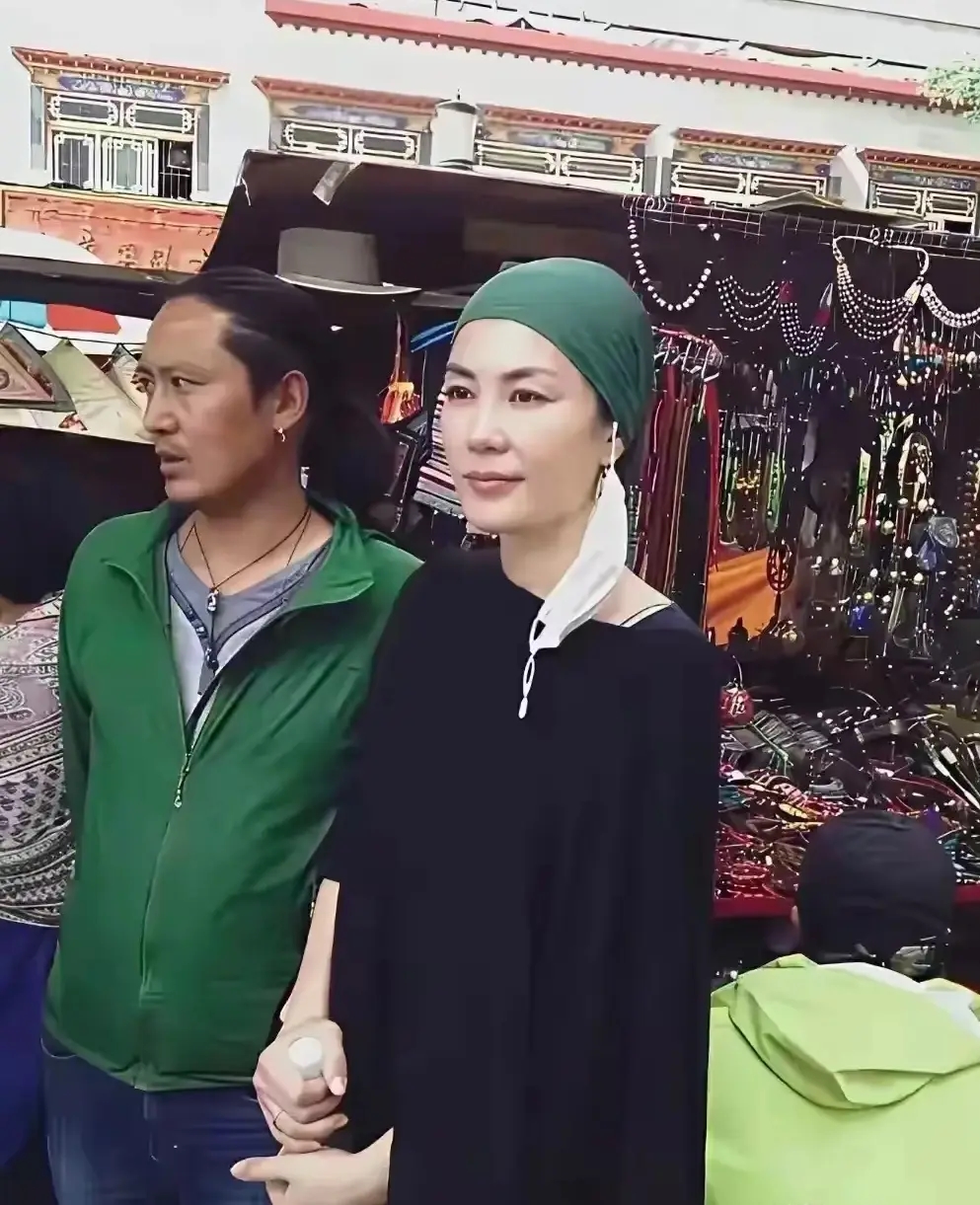 Vương Phi, vẻ ngoài tiều tụy, Tây Tạng, Tạ Đình Phong