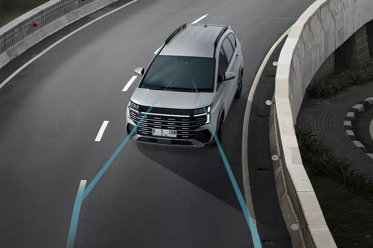 Hyundai Stargazer Cartenz, Stargazer X, MPV, Mitsubishi Xpander