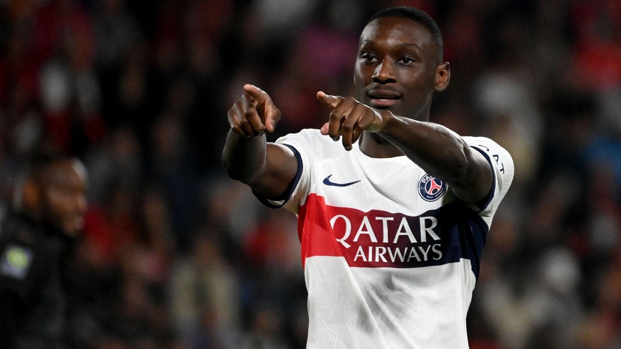 MU, Randal Kolo Muani, chuyển nhượng MU, PSG, tiền đạo Pháp