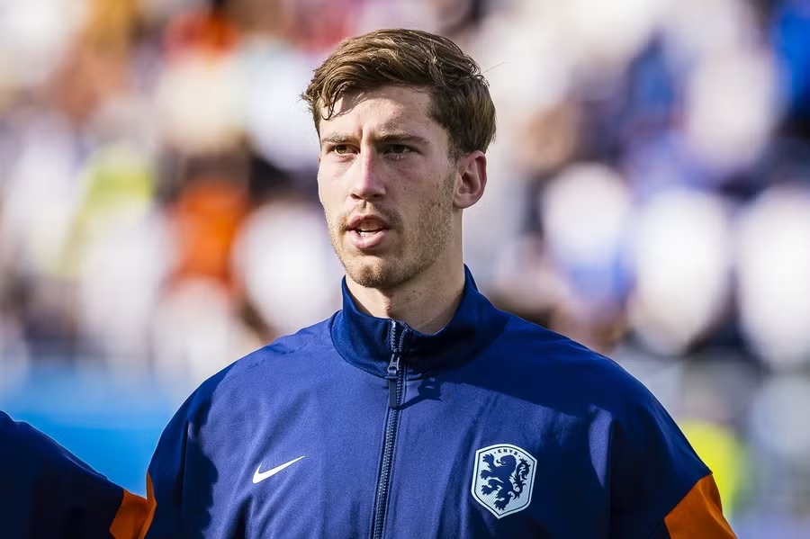 Sunderland, Robin Roefs, thủ môn trẻ, chuyển nhượng 2025, NEC Nijmegen