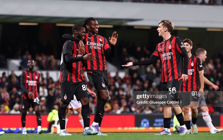 AC Milan, Perth Glory, giao hữu, Leao, Okafor, tỷ số 9-0