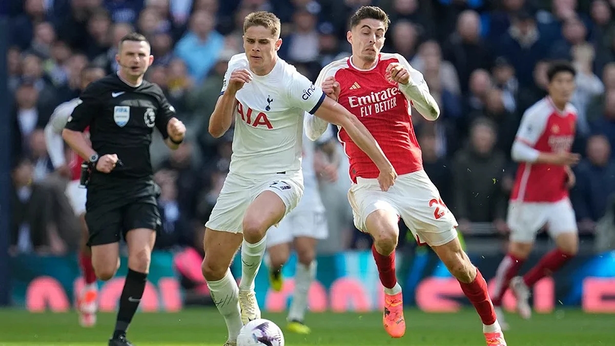 Trực tiếp Arsenal vs Tottenham, link xem bóng đá, derby London, giao hữu hè 2025