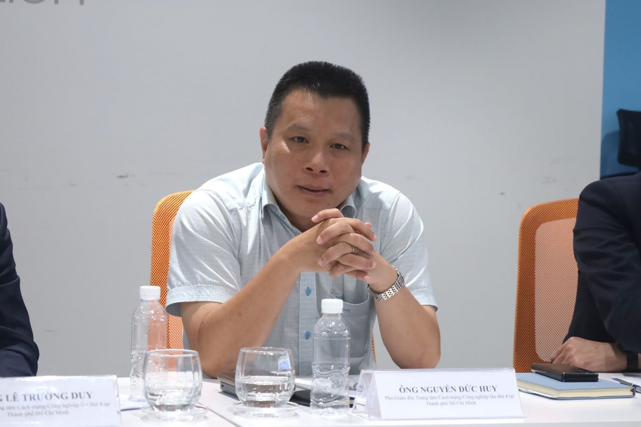 HCMC C4IR, chuyển đổi xanh và số, doanh nghiệp xanh, Vietnam Lighthouse Awards, HGBA, SACA, đổi mới sáng tạo