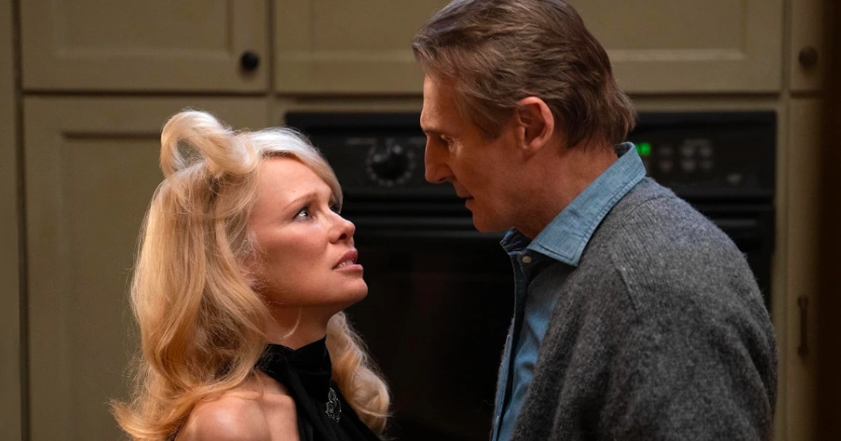 The Naked Gun 2025, Liam Neeson, Pamela Anderson, phim hài, Frank Drebin Jr., phim điện ảnh Mỹ