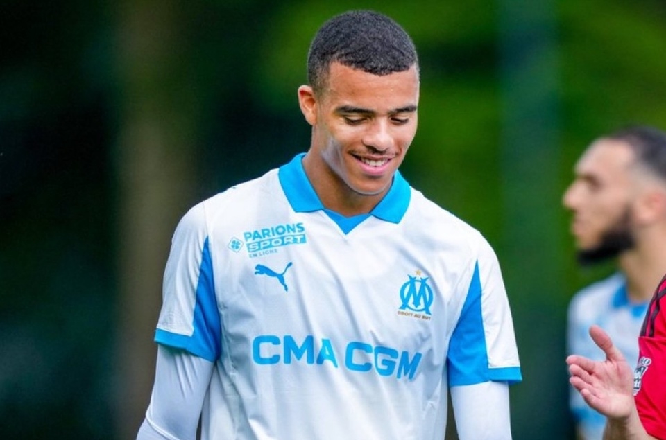 Greenwood, Marseille, giao hữu hè 2025, Greenwood ghi bàn, Greenwood vs Sevilla, Aubameyang ra mắt