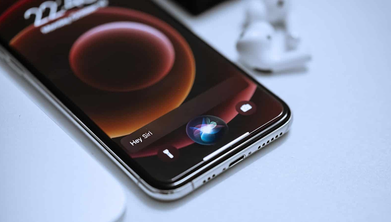 Apple chatbot, AI Apple, ChatGPT của Apple, Apple Intelligence, chatbot Siri