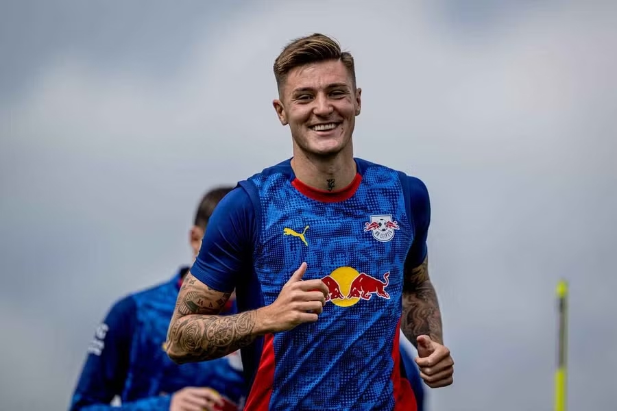 Benjamin Sesko, chuyển nhượng Newcastle, Man United, RB Leipzig, tin chuyển nhượng Ngoại hạng Anh