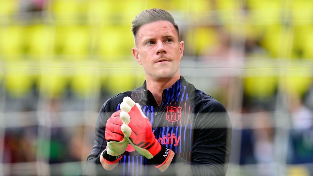 Barcelona kiện Ter Stegen, báo cáo y tế, La Liga, đăng ký cầu thủ