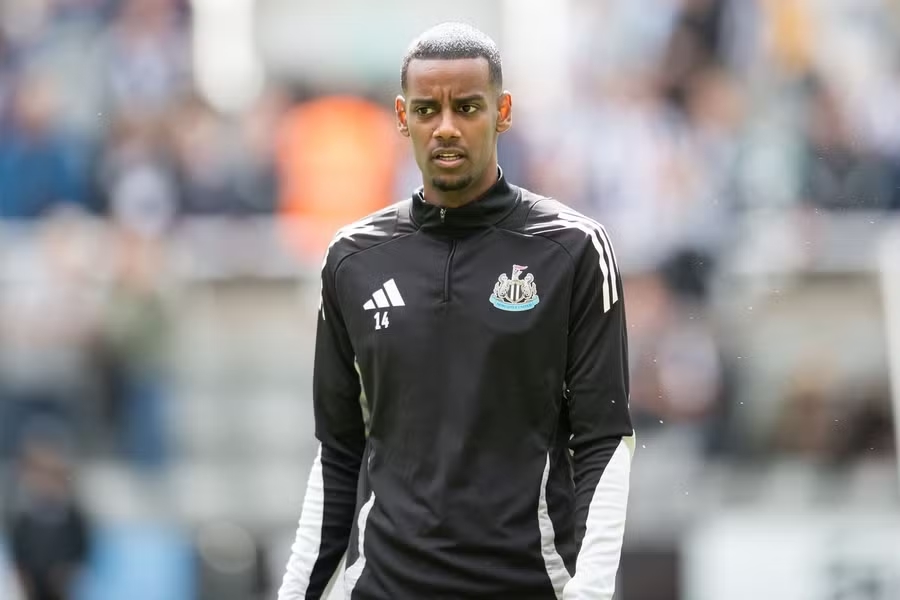 Jamie Carragher, Liverpool, Alexander Isak, chuyển nhượng Liverpool, giá Isak, Newcastle