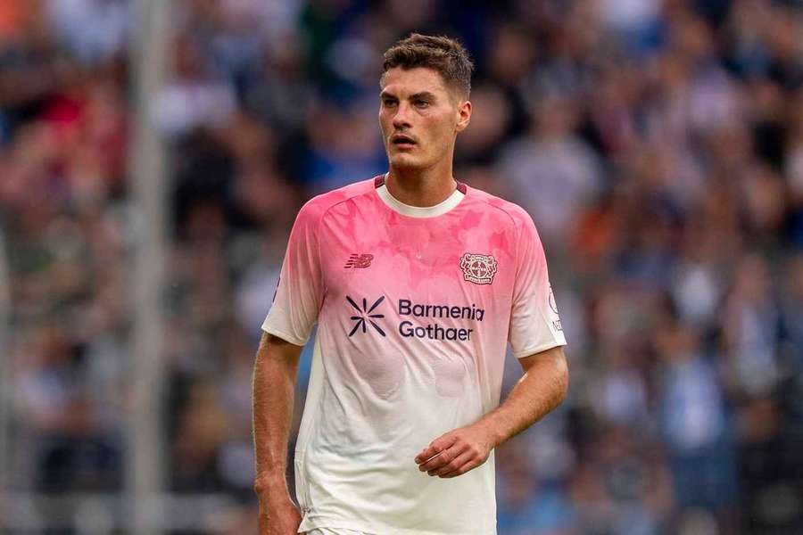 Patrik Schick, Bayer Leverkusen, Erik ten Hag, Bundesliga, chuyển nhượng