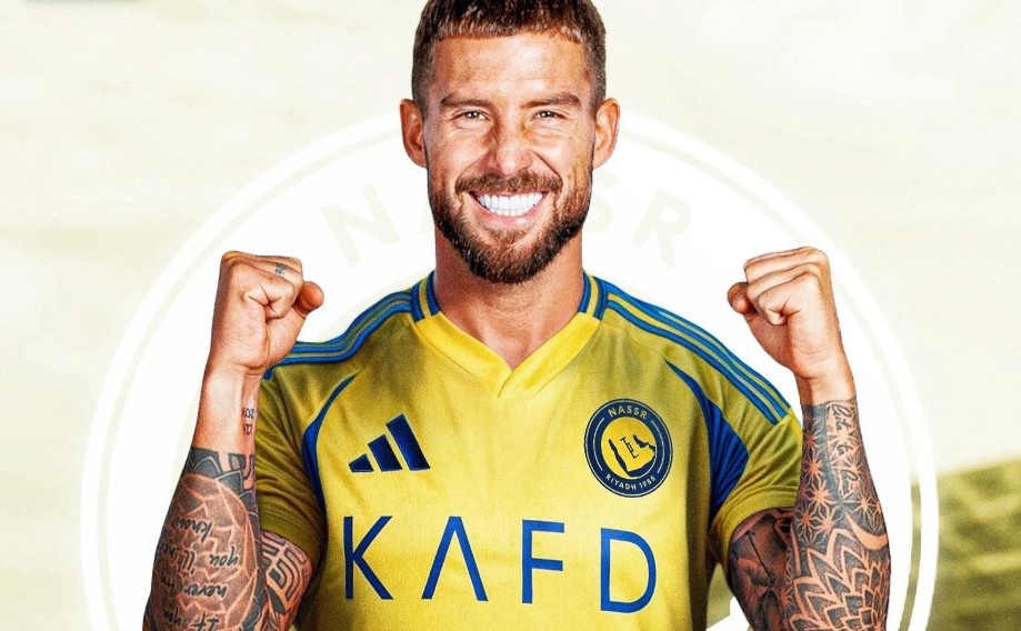 Inigo Martinez, Barcelona, Al Nassr, chuyển nhượng Barca, Ronaldo, Pau Cubarsi, Joao Felix, Laporte