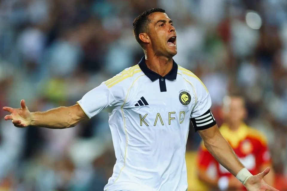 Ronaldo, Al Nassr, Almeria, Ronaldo ghi bàn, giao hữu Al Nassr