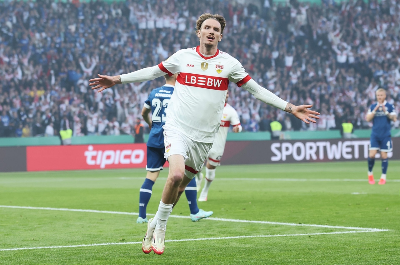 Hansi Flick, Nick Woltemade, Barcelona, Lewandowski, chuyển nhượng bóng đá