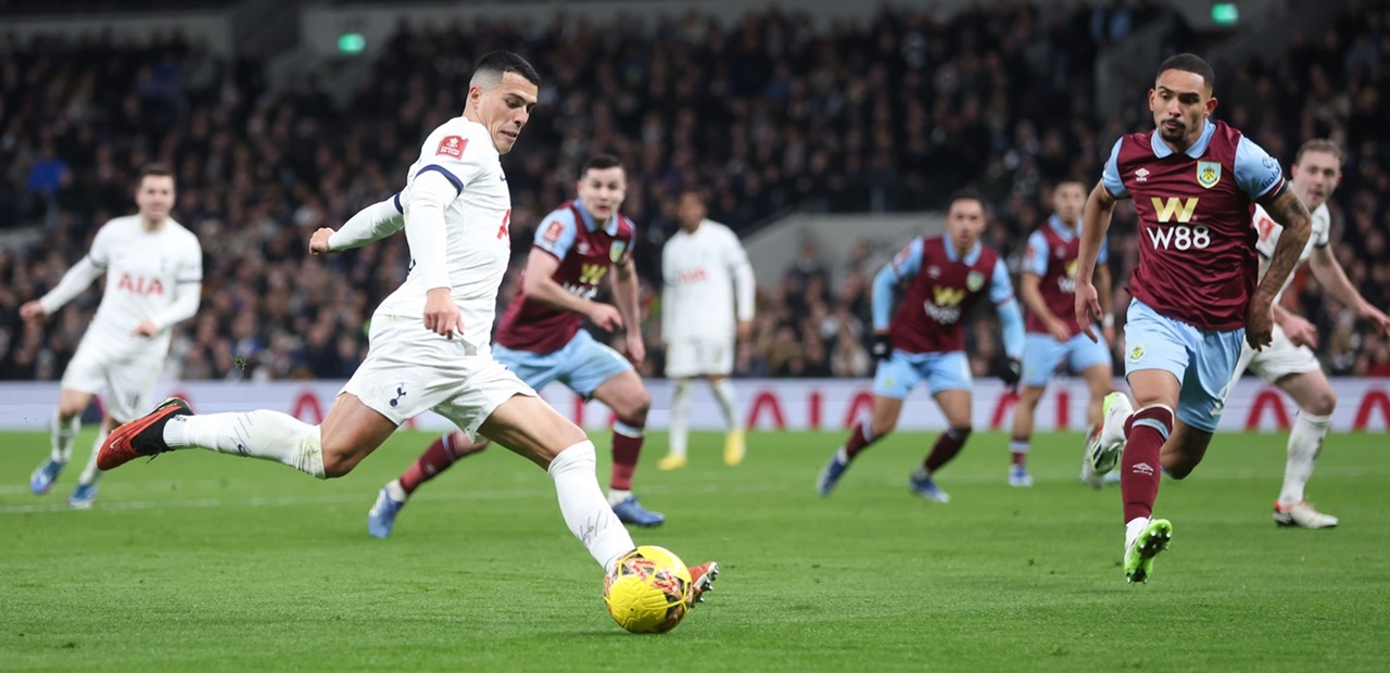 Dự đoán tỷ số Tottenham vs Burnley, Tottenham vs Burnley, Premier League 2025/26, Thomas Frank, Burnley thăng hạng