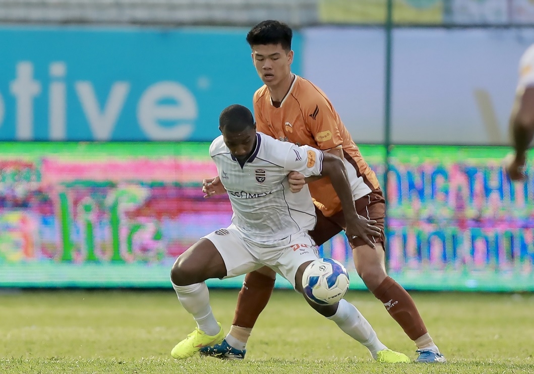 Xem trực tiếp HAGL vs Becamex 17h, 17/8, HAGL vs Becamex TP.HCM, V-League 2025/2026, FPT Play, HTV Thể thao, VTV5
