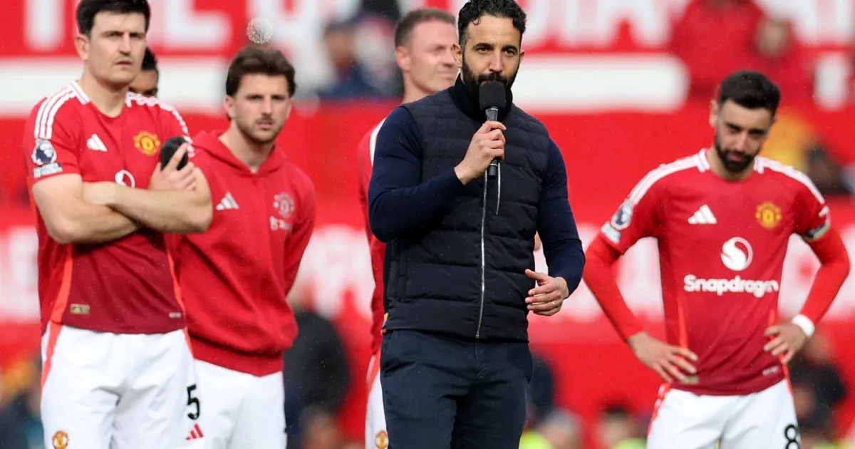 MU đổi mới toàn diện, Manchester United, Ruben Amorim, Bruno Fernandes, tuyến giữa MU, Premier League 2025/26