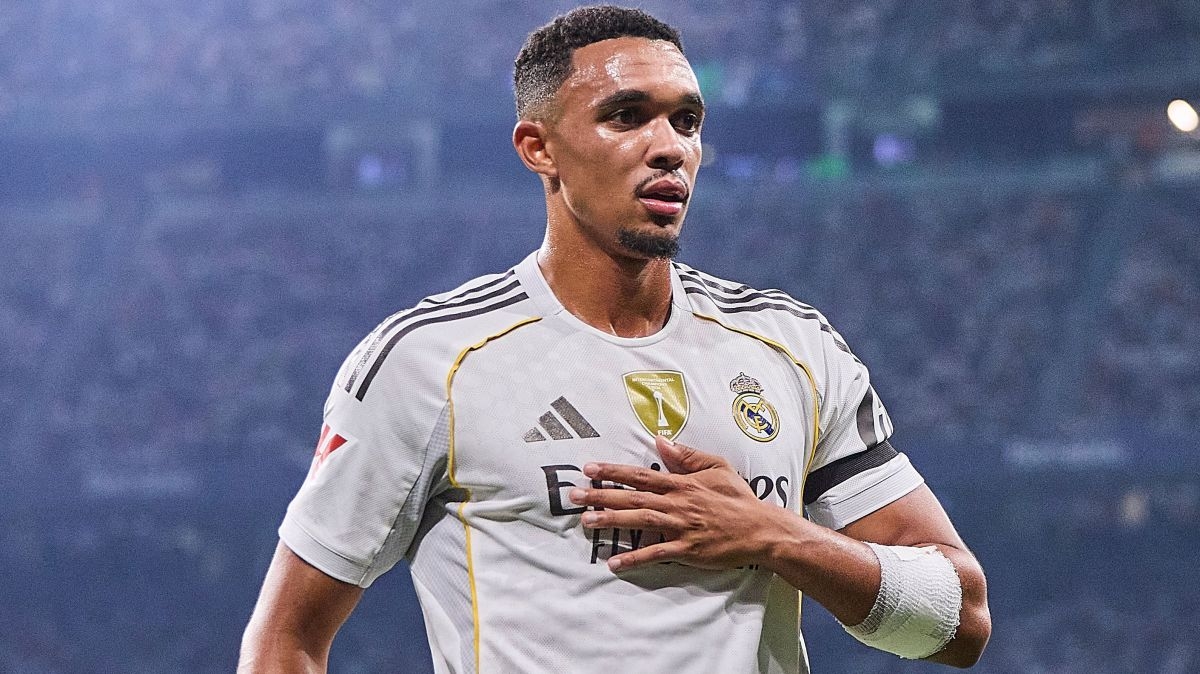 Trent Alexander-Arnold, Kylian Mbappe, Real Madrid, La Liga, CĐV Real, tạt bóng, Xabi Alonso, Gonzalo Garcia