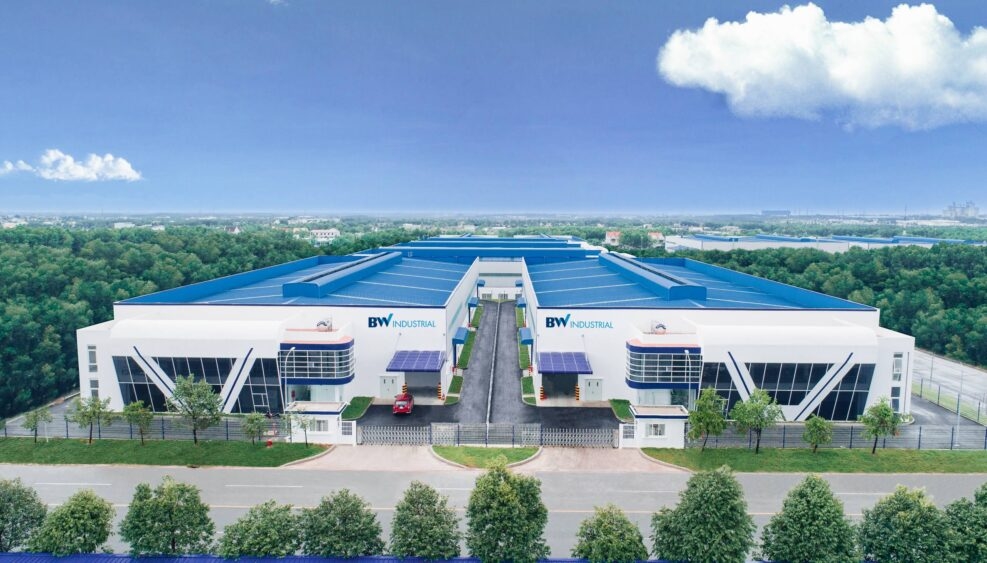 Becamex IDC, đổi tên, chuyển trụ sở, bất động sản công nghiệp, cổ đông