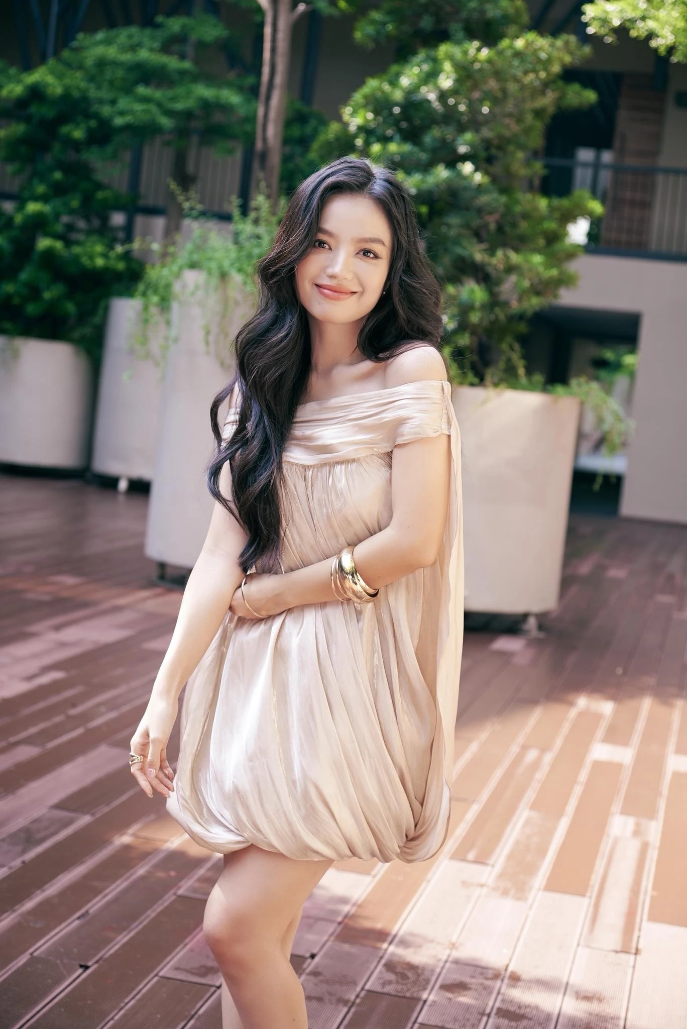 Hạ Anh, Mưa đỏ, vai Hồng, diễn viên Việt, điện ảnh Quân đội Nhân dân, Đặng Thái Huyền