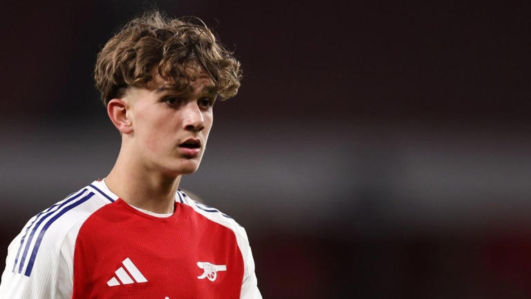 Max Dowman, tiểu sử Max Dowman, Arsenal, tài năng trẻ bóng đá, Ngoại hạng Anh, England U17, Hale End, UEFA Youth League