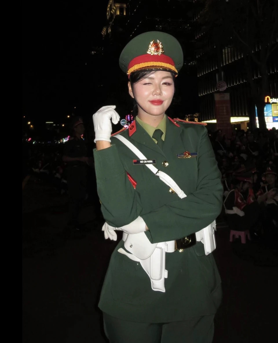 Hoa khôi Quân y, Ngô Lâm Phương, Chiến sĩ A80, nữ Quân y, mỹ phẩm Gucci, makeup Quân y