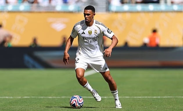 Alexander-Arnold, Real Madrid, La Liga, Carvajal, Xabi Alonso