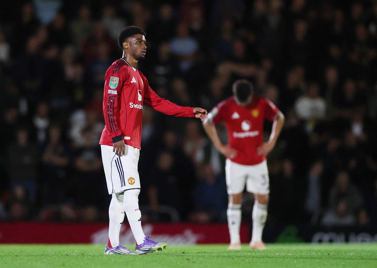 MU, Manchester United, Grimsby, League Cup, thua sốc