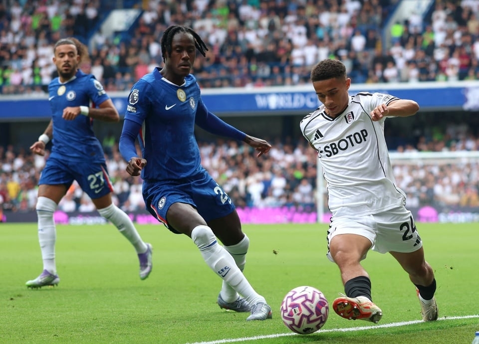 Chelsea vs Fulham, kết quả bóng đá Ngoại hạng Anh, Joao Pedro, Enzo Fernandez, VAR, Stamford Bridge, HLV Enzo Maresca, Premier League 2025/26