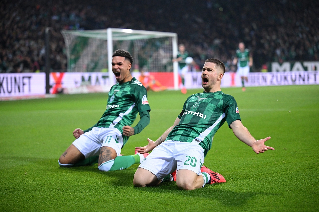 Dự đoán tỷ số Bremen vs Leverkusen, Werder Bremen, Bayer Leverkusen, Bundesliga 2025/26, Horst Steffen, Erik ten Hag, soi kèo, đội hình dự kiến.
