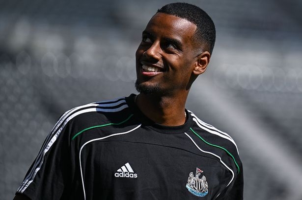 Liverpool, Newcastle, Isak, chuyển nhượng Liverpool, Ngoại hạng Anh