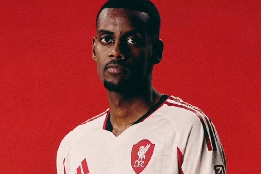 Alexander Isak, Liverpool, Newcastle, chuyển nhượng bóng đá, Ngoại hạng Anh