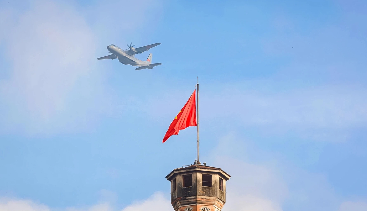 Diễu binh 2/9, không quân Việt Nam, Su-30MK2, trực thăng Mi-171, CASA, tiêm kích, Quảng trường Ba Đình