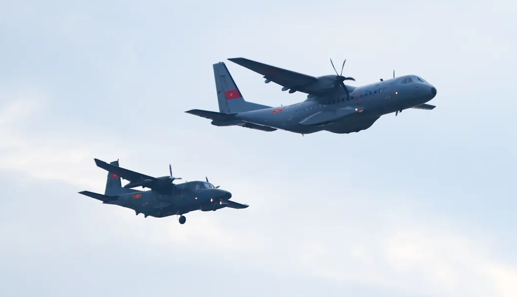 Diễu binh 2/9, Không quân Việt Nam, Su-30MK2, Yak-130, L-39NG, CASA C-295, trực thăng Mi-17, Quảng trường Ba Đình