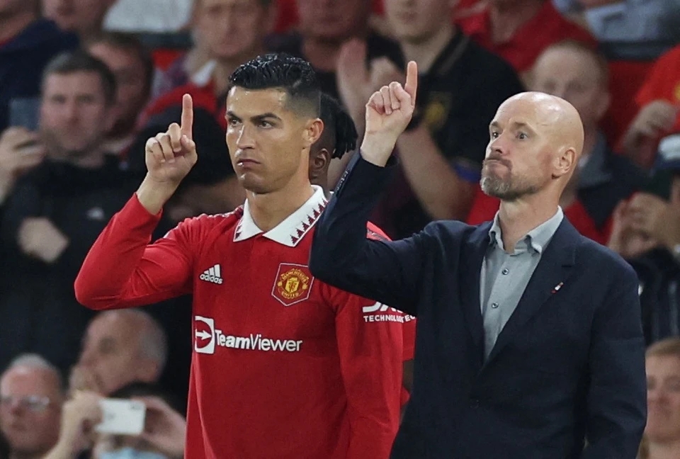 Ronaldo, Ten Hag, MU, Leverkusen, mâu thuẫn Ronaldo Ten Hag