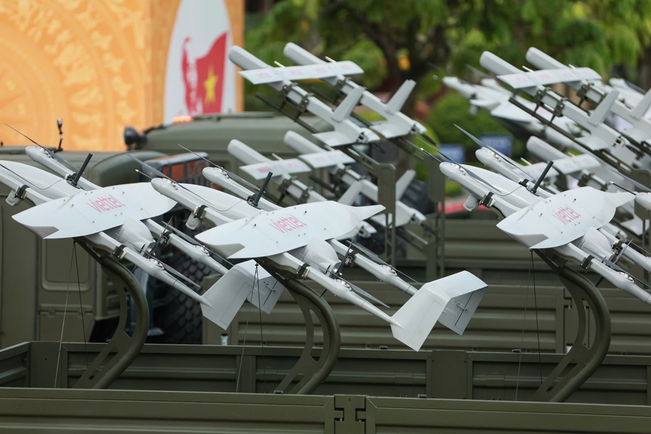 Diễu binh 2/9, Tàu ngầm Kilo, Su-30MK2, Khí tài hiện đại, Quảng trường Ba Đình, diễu binh trên biển