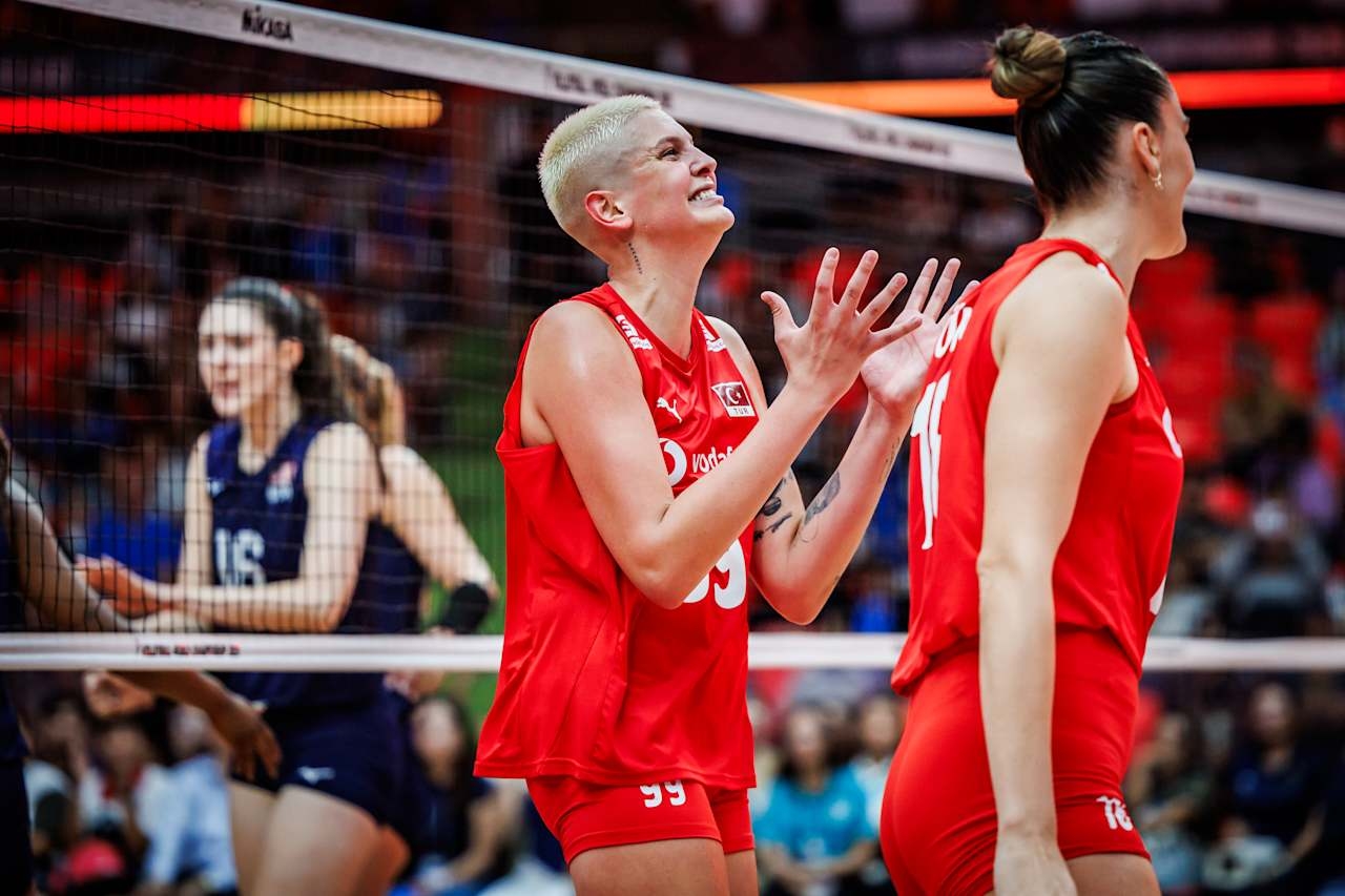 Xem trực tiếp Nhật Bản vs Thổ Nhĩ Kỳ, bán kết Giải bóng chuyền nữ VĐTG 2025, Volleyball World, VBTV, Nhật Bản vs Thổ Nhĩ Kỳ