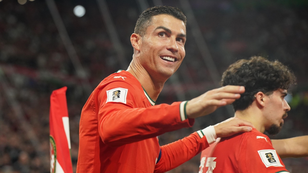 Ronaldo, Bồ Đào Nha vs Hungary, vòng loại World Cup 2026, kỷ lục ghi bàn Ronaldo, CR7 40 tuổi