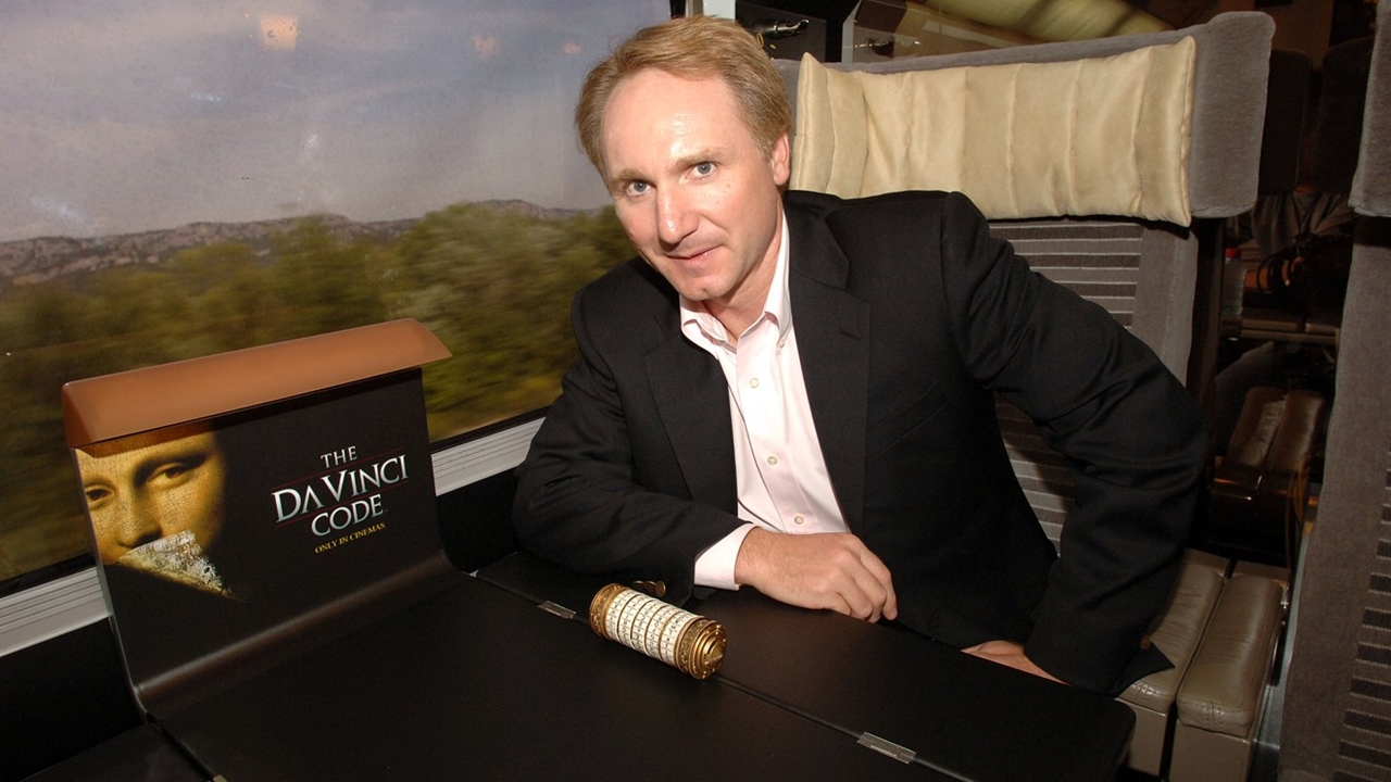 Dan Brown là ai, tiểu sử Dan Brown, The Da Vinci Code, Robert Langdon, The Secret of Secrets, sách Dan Brown 2025