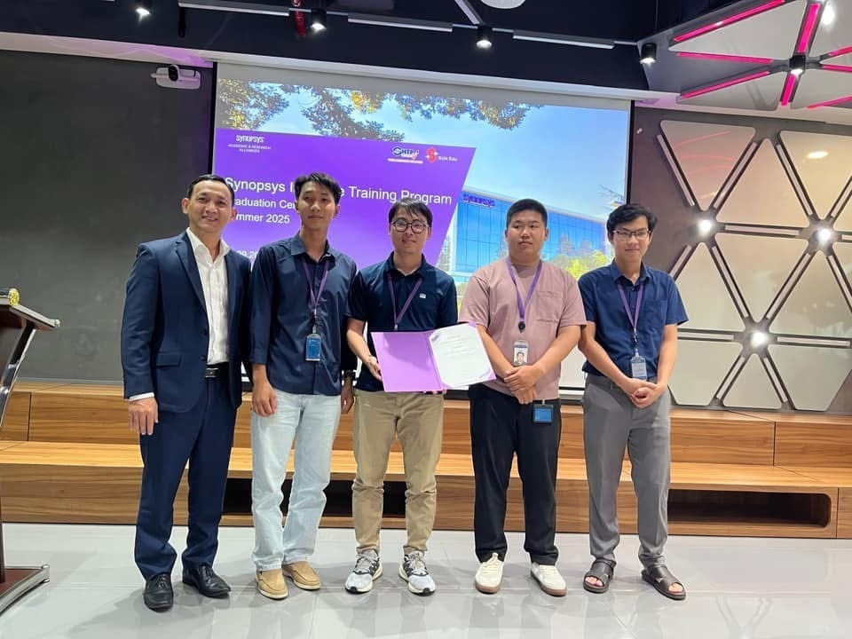 Synopsys, Chương Trình Đào Tạo Tài Năng Thiết Kế 2025, vi mạch, lễ tốt nghiệp Synopsys, Chipathon 2025, đào tạo kỹ sư vi mạch Việt Nam