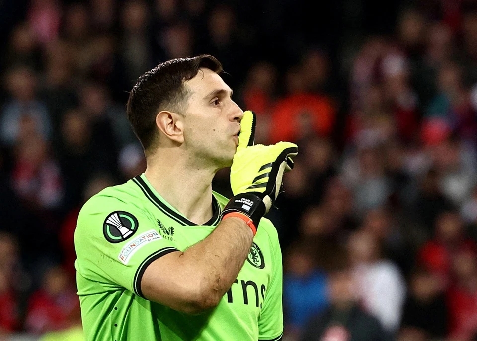 Emiliano Martinez, Aston Villa, kỷ lục sạch lưới, Premier League, Everton