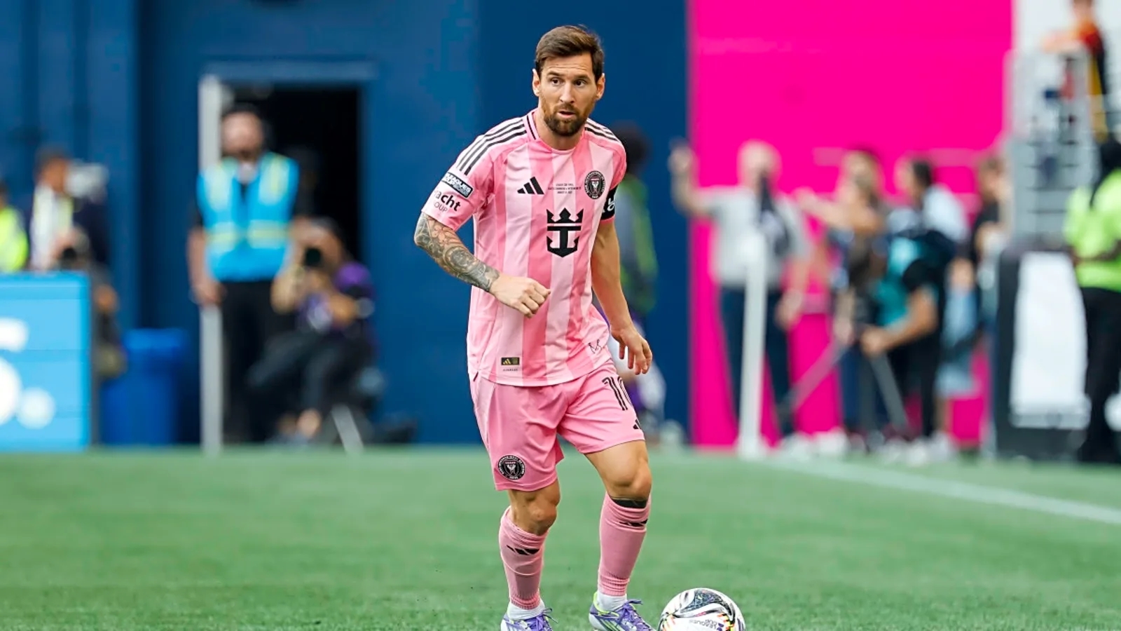 Kết quả Charlotte vs Inter Miami, Charlotte FC, Inter Miami, Messi hỏng phạt đền, MLS 2025, Idan Toklomati