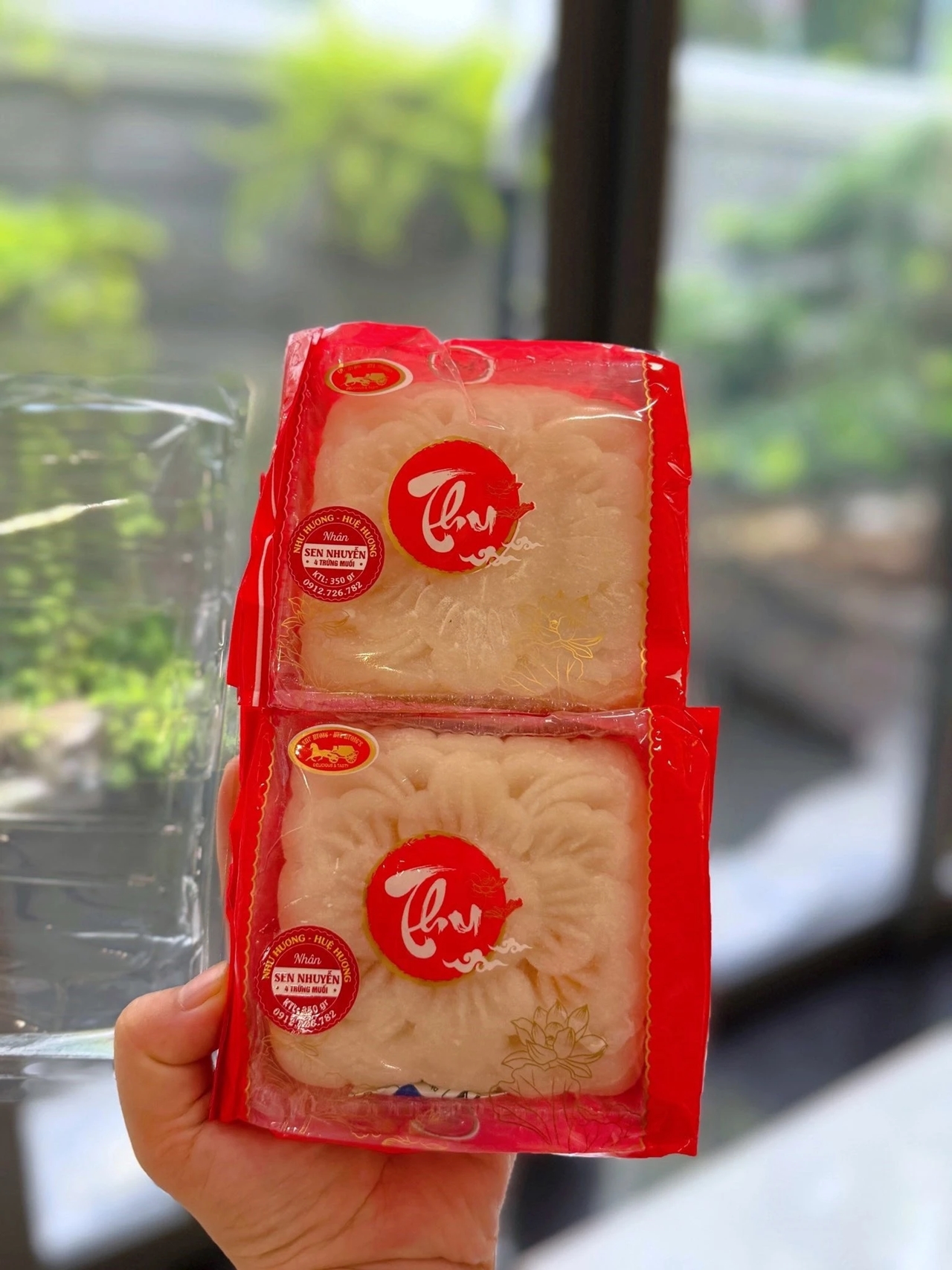 Bánh dẻo trứng muối, bánh dẻo thị phi, bánh Trung thu, bánh dẻo cao cấp, bánh Trung thu đắt đỏ
