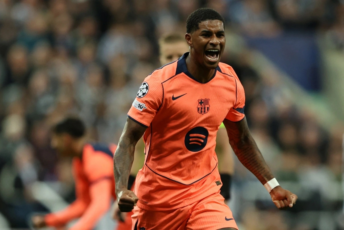 Marcus Rashford, Rashford Barcelona, Rashford Champions League, CĐV MU, Ruben Amorim, MU, Newcastle vs Barcelona