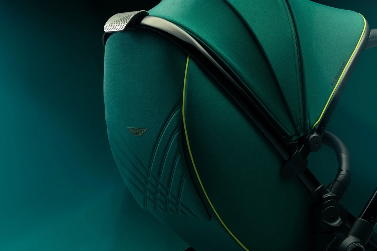 Aston Martin egg3, siêu xe nôi, xe nôi cao cấp, Aston Martin, BabyStyle, xe nôi sang trọng, siêu xe trẻ em