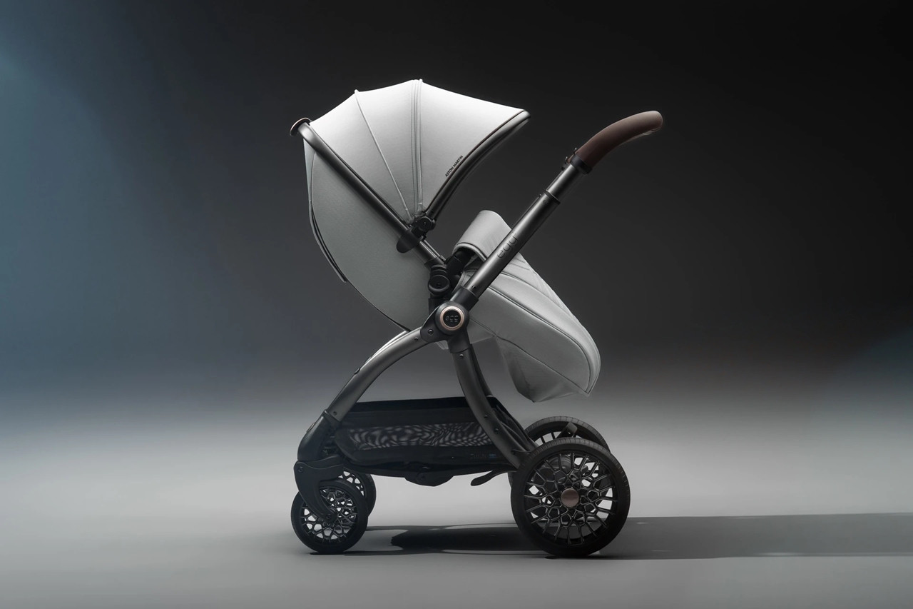 Aston Martin egg3, siêu xe nôi, xe nôi cao cấp, Aston Martin, BabyStyle, xe nôi sang trọng, siêu xe trẻ em