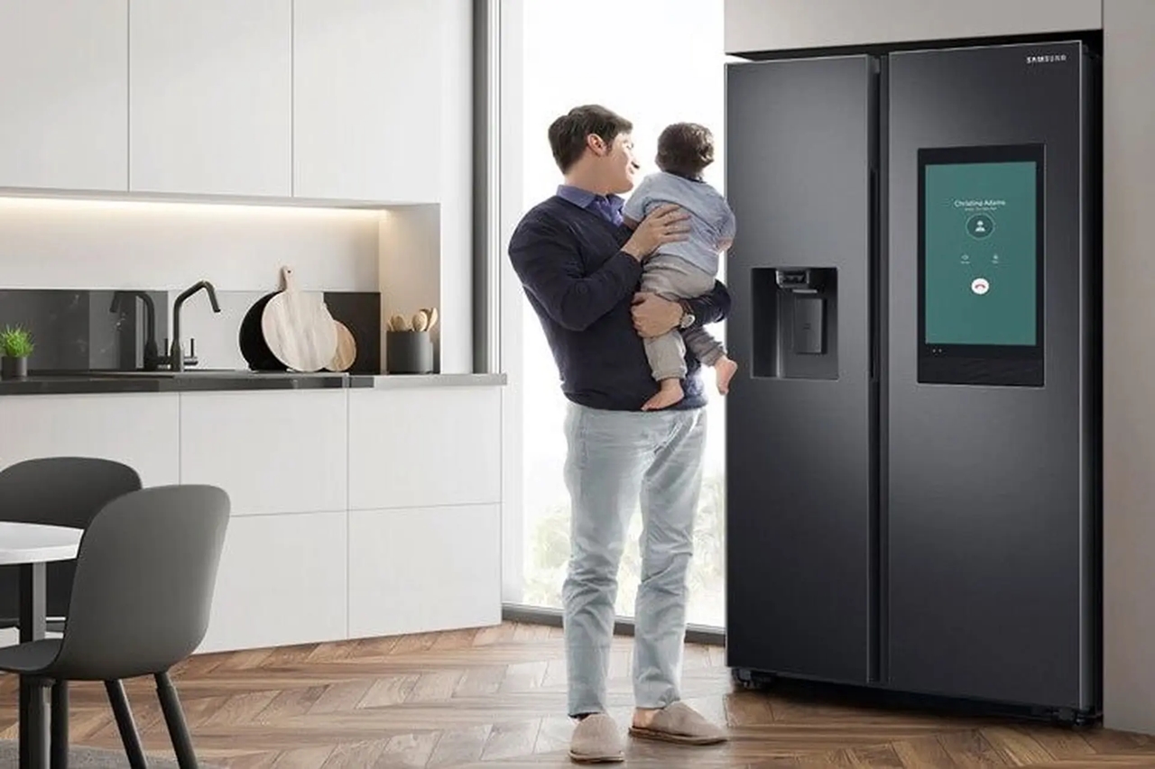 Samsung Family Hub, Ttủ lạnh thông minh, quảng cáo Samsung, trải nghiệm người dùng