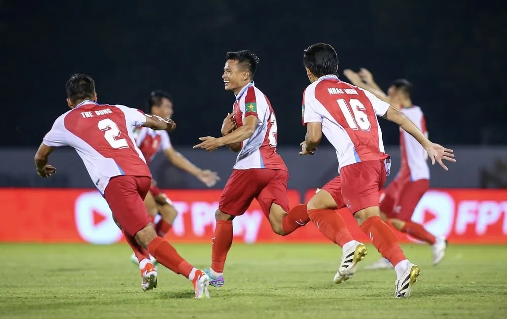 Link xem trực tiếp Thanh Niên TP.HCM vs Bắc Ninh, Hạng Nhất Việt Nam 2025/26, FPT Play stream, HTV Key live