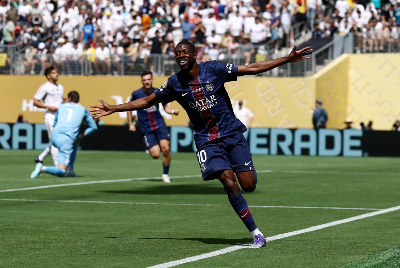 Quả bóng Vàng 2025, danh hiệu Quả bóng Vàng, Vincent Garcia, Ousmane Dembele, Ronaldinho trao giải